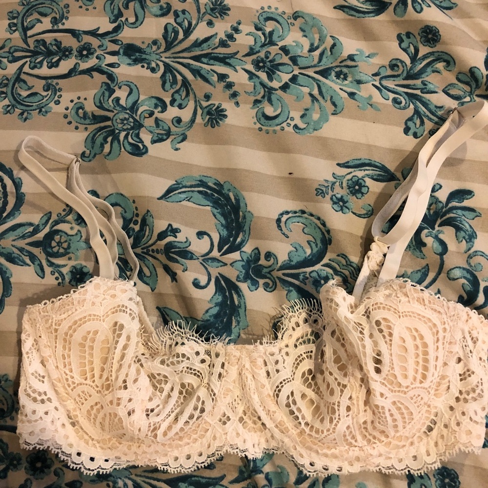 VS uplift bras! BUNDLE ONE IN BLACK OTHER WHITE